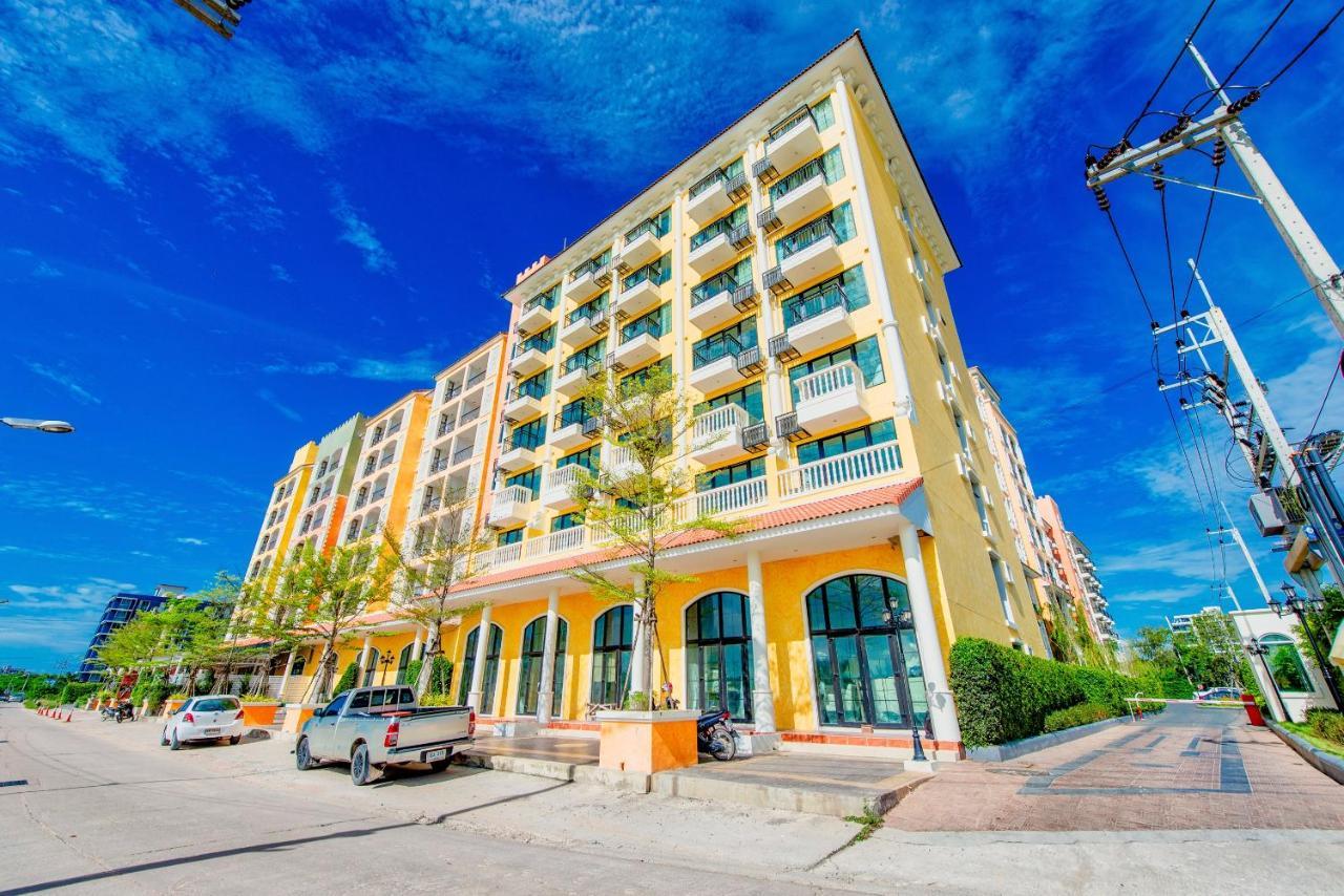 Venetian Residence Jomtien Beach Exterior photo