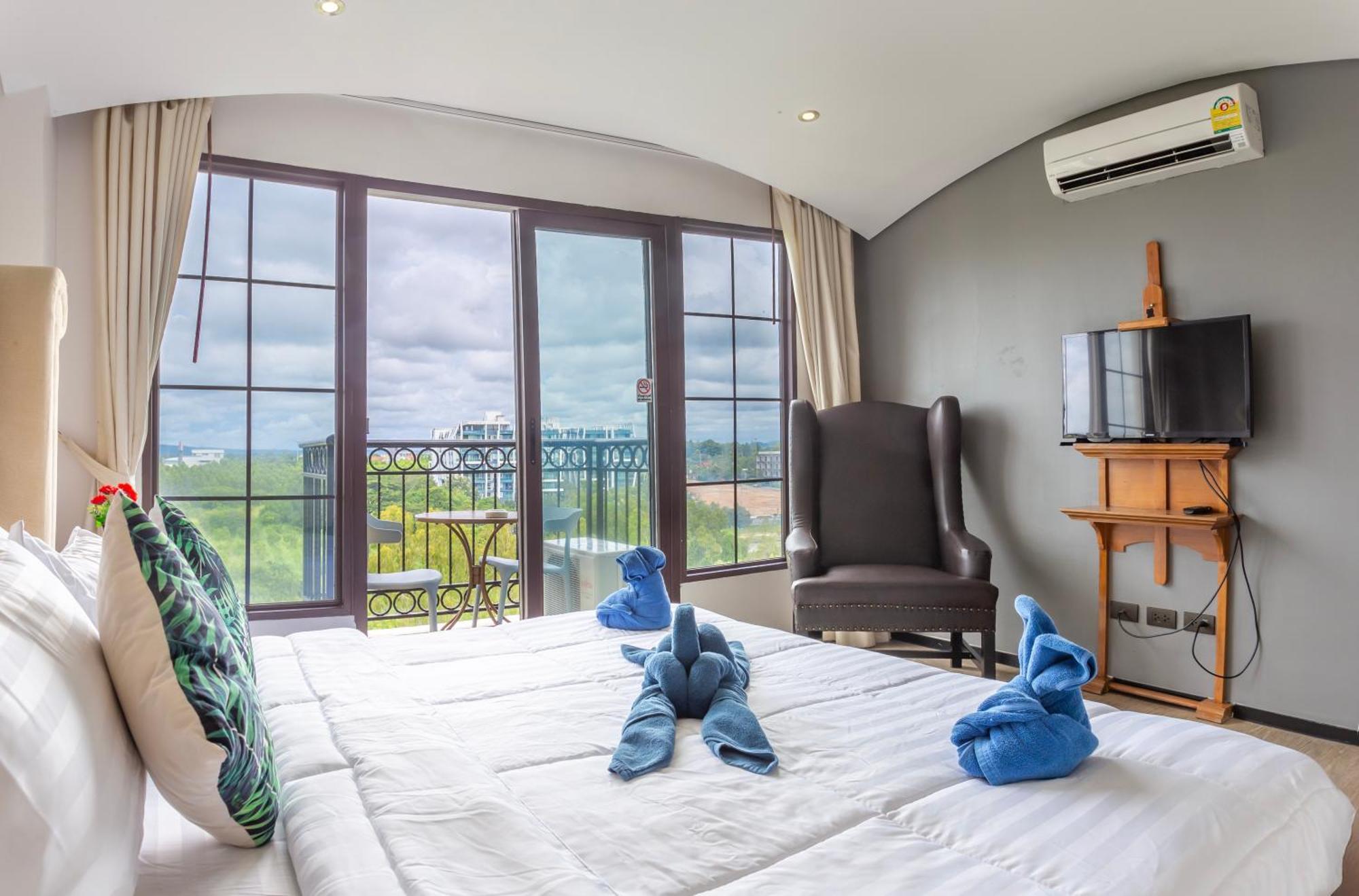 Venetian Residence Jomtien Beach Exterior photo